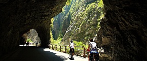 Tunnel of Nine Turns - Taiwan Tourism Administration