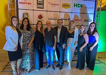 Equipe da HDI Seguros no Prêmio Visão - (Crédito da Foto Exclusiva do: Segs.com.br - Proibida a reprodução)