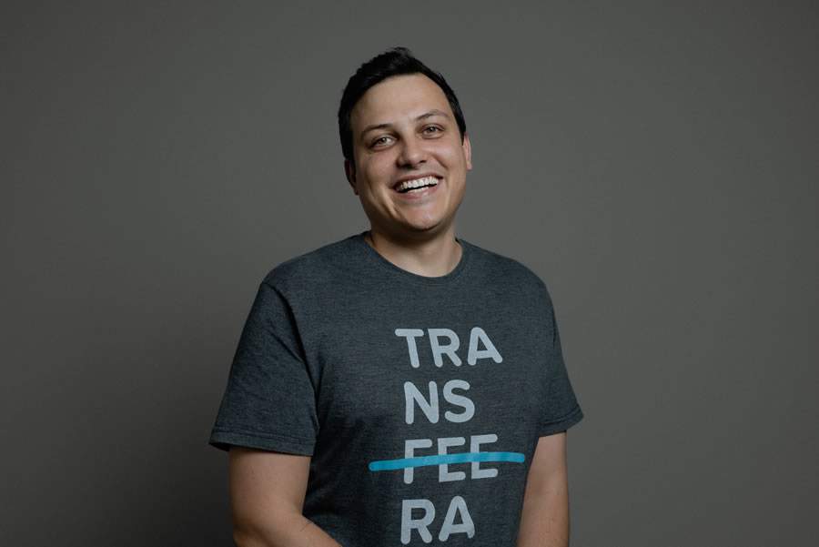 Fernando Nunes, cofundador e CEO da Transfeera. Crédito Max Schwoelk
