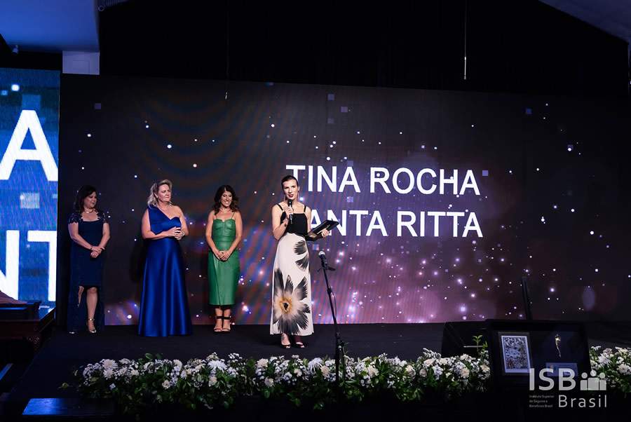 Profissional de Saúde do Ano Tina Rocha – Santa Ritta Assessoria