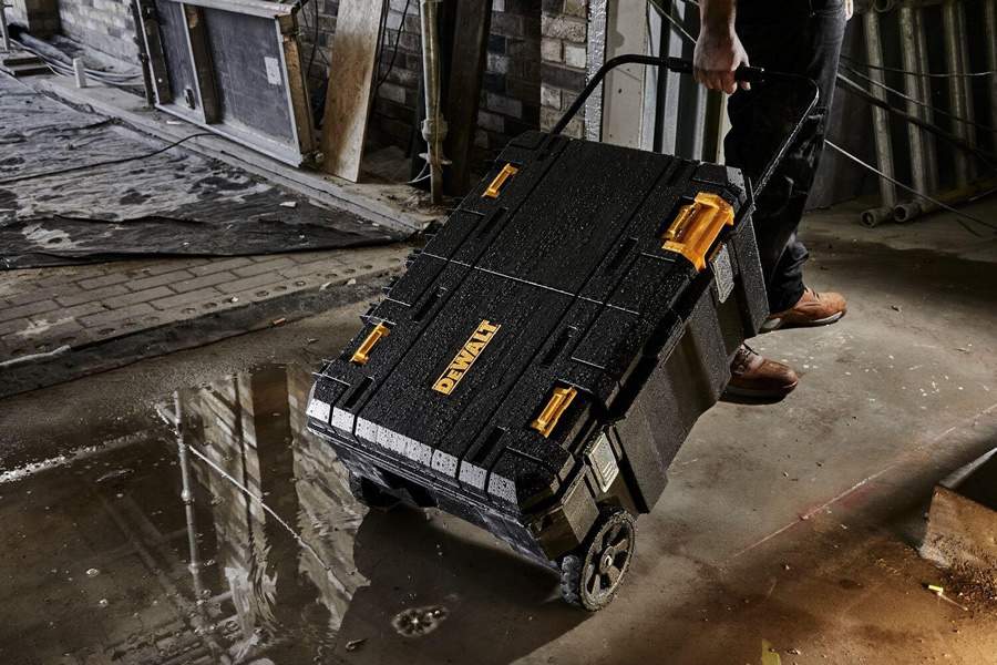 Caixa Contractor 113L TSTAK® - Crédito: Divulgação DEWALT 