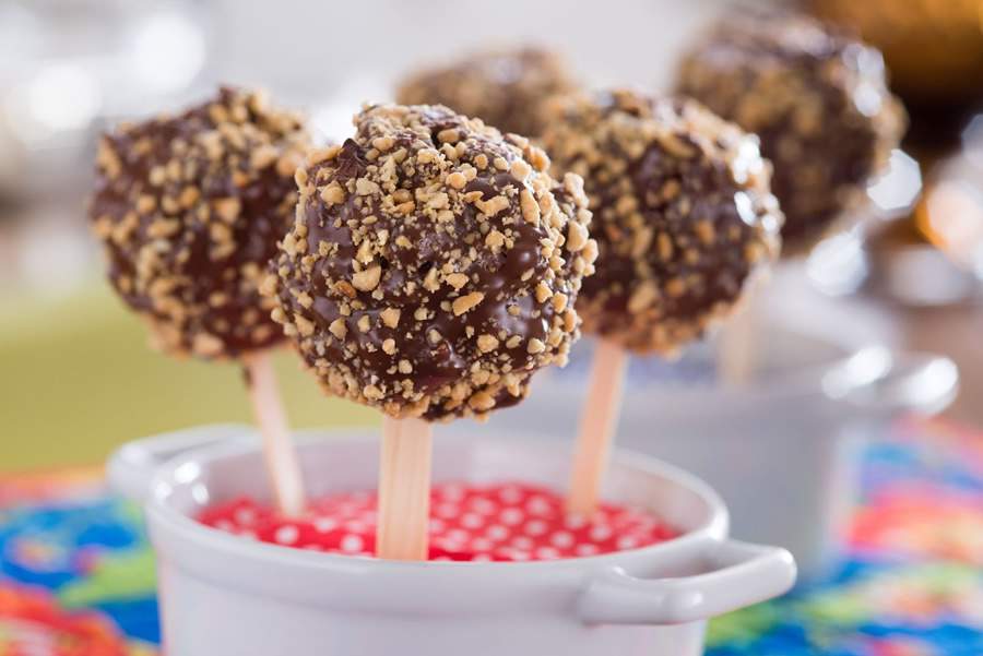 Receitas julinas: Yoki traz dicas de bolo de pipoca e lanches divertidos para as crianças