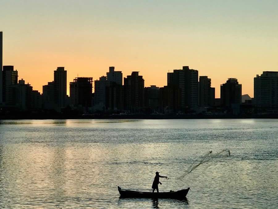 Espaço Multiuso da Univali recebe a mostra fotográfica de Betinho Russi