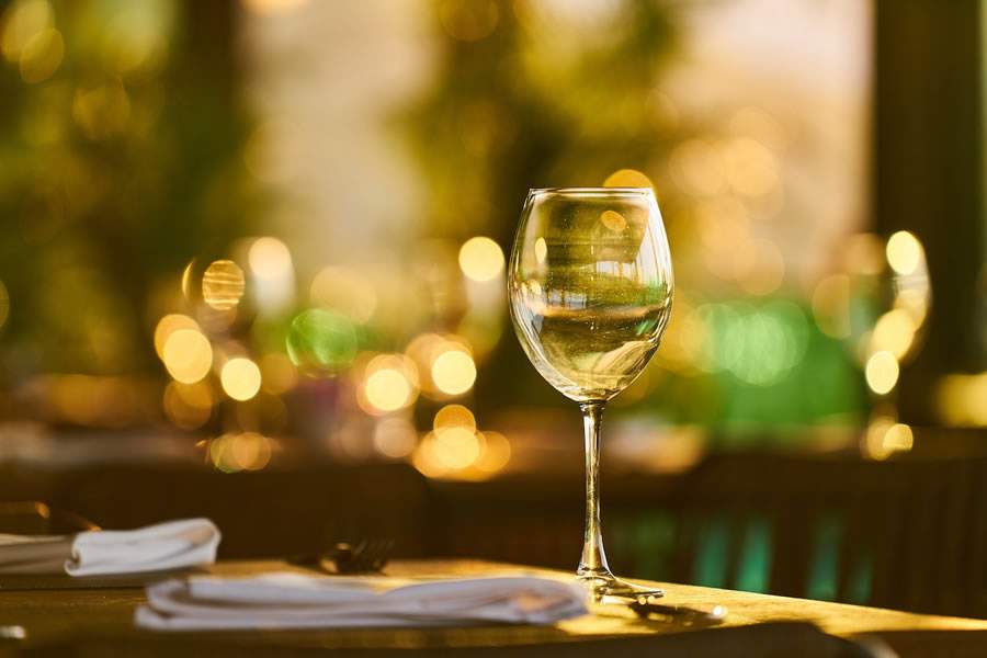 Vinho para harmonizar com bacalhau - Pexels