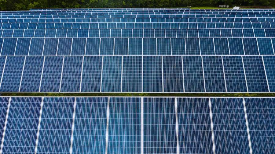 Acordo entre FiberX e Trina Solar prevê fornecimento de módulos fotovoltaicos e rastreadores solares - Crédito da foto Kelly-Pexels
