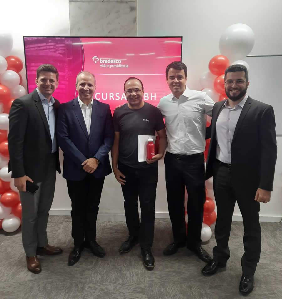 José Pires, diretor comercial da Bradesco Vida e Previdência, durante encontro com corretores em Belo Horizonte