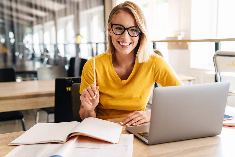 Simulados e aulas gratuitas para o Enem 2022 prometem ajudar estudantes para as provas