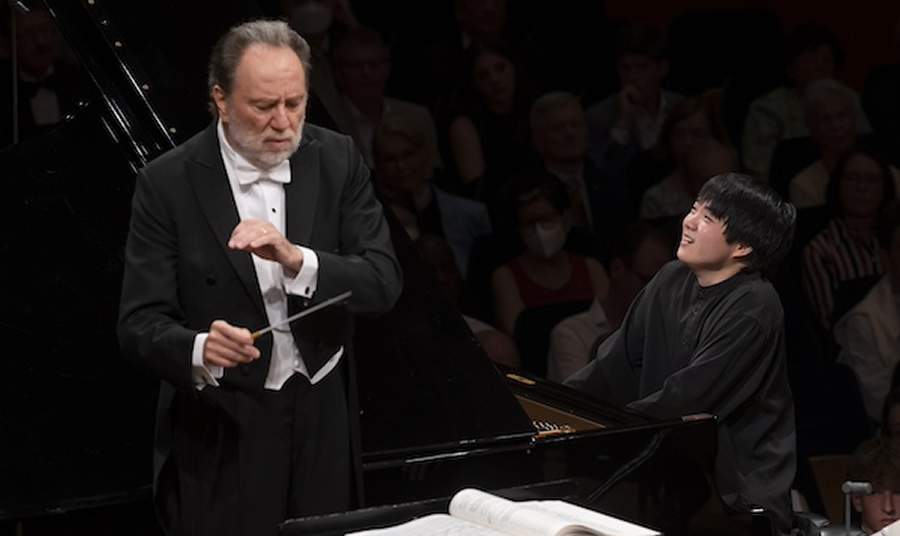 Arte1 exibe encontro histórico entre Riccardo Chailly e Mao Fujita no Festival de Lucerna