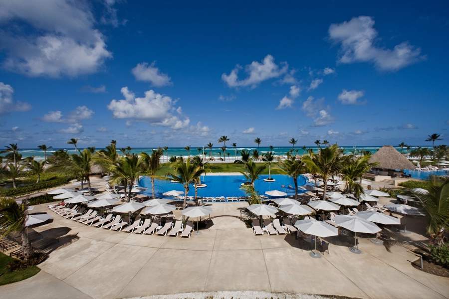 Jantares temáticos, música ao vivo e festas nas piscinas marcam fim de ano do Hard Rock Hotel &amp; Casino Punta Cana