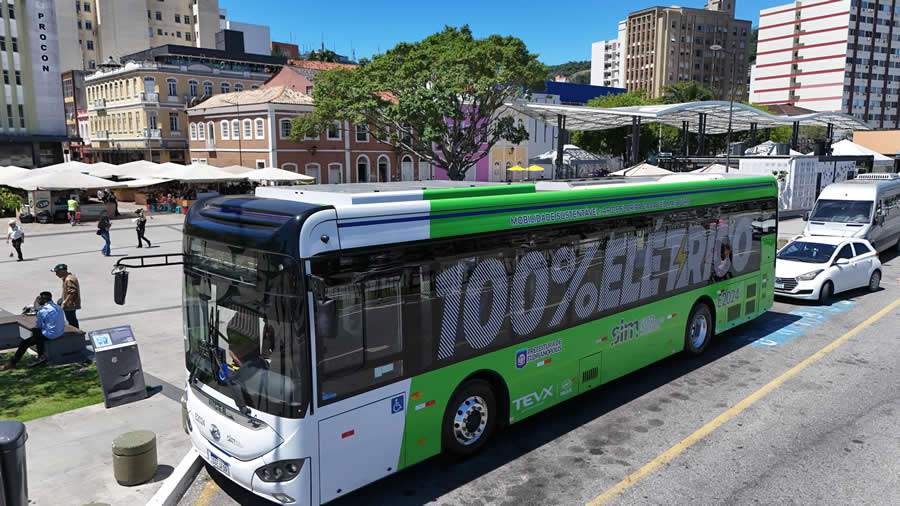 Crédito LEONARDOSOUZA_PMF Ônibus da Higer circulando em Floripa