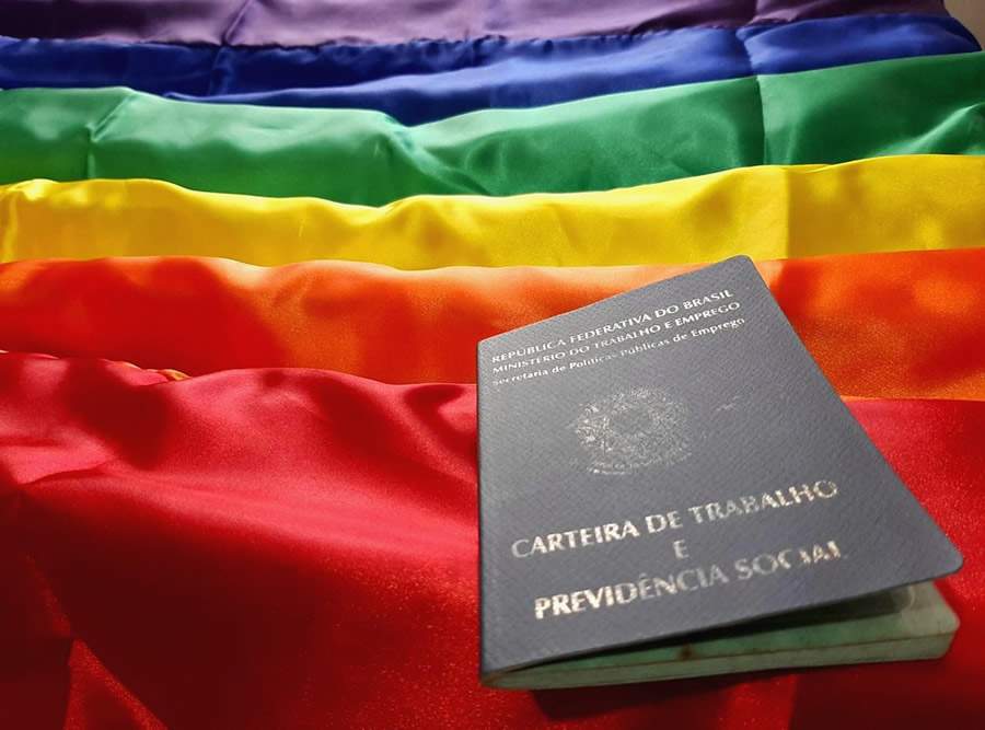 Mercado de trabalho deve se adaptar às contratações LGBTQIA+