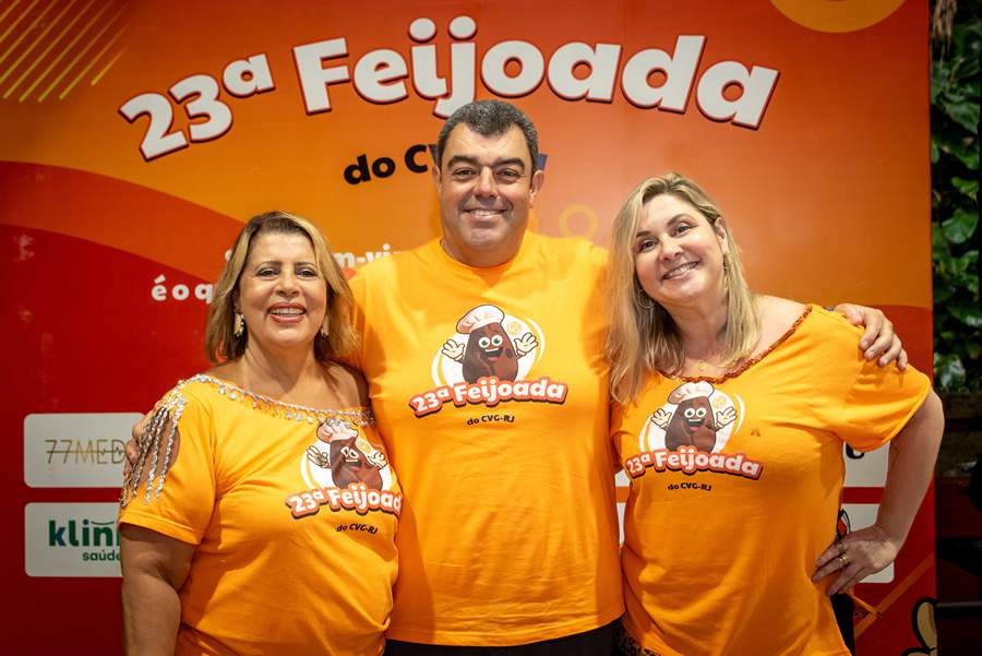 Da esquerda para a direita: Fátima Monteiro, presidente do CCS-RJ; Marco Aurélio Marques e Dayse Magesti, diretores do CCS-RJ – Foto: Luiz Carlos