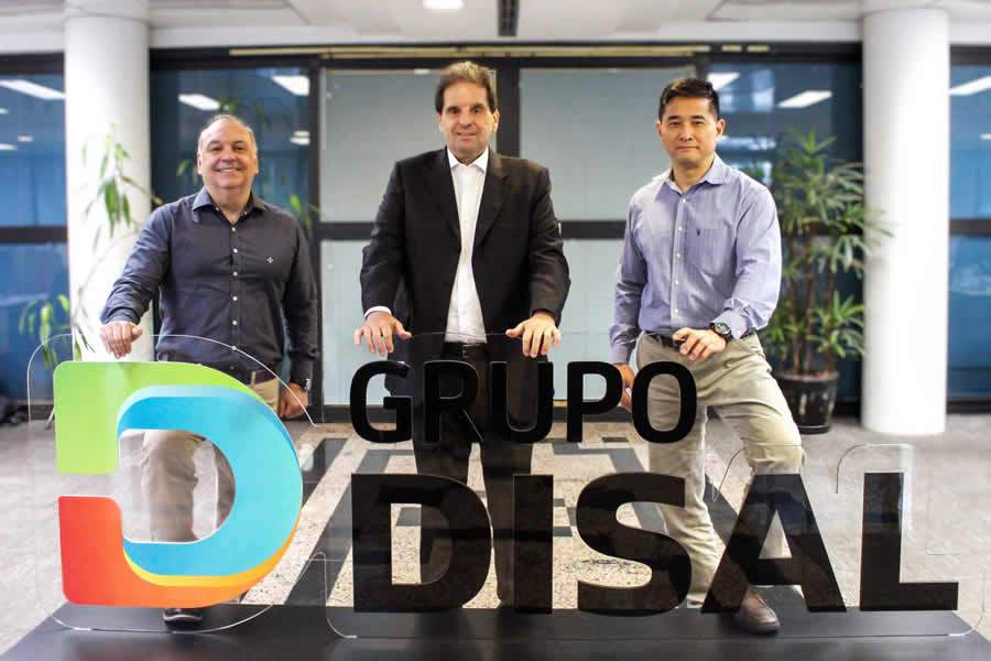 Fabio Augusto de Souza – CEO Grupo Disal; Mauro Saddi – Presidente Assobrav; Ricardo Tomoyose – CFO Grupo Disal