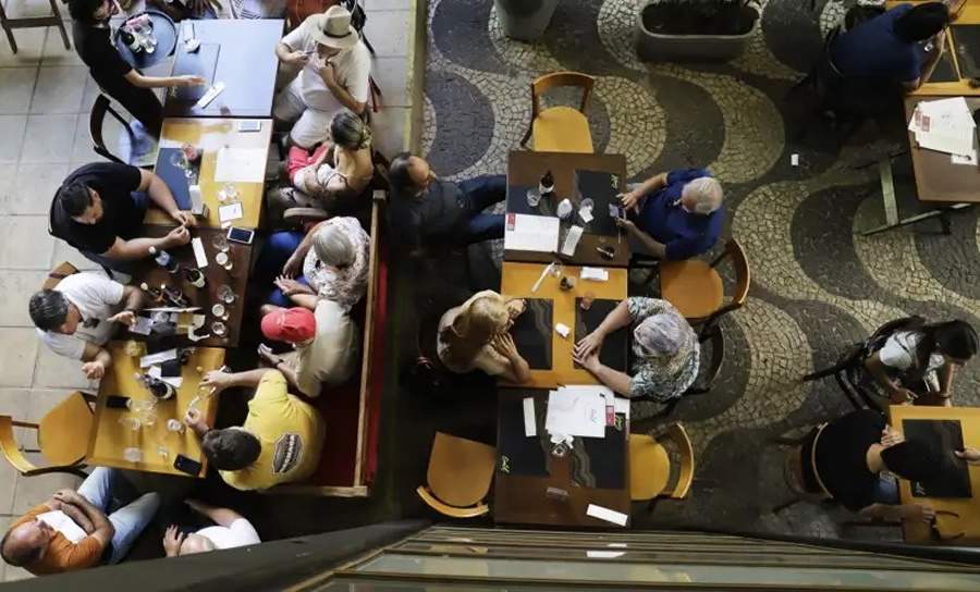 Restaurante em Brasília. - Foto: Luís Tajes.