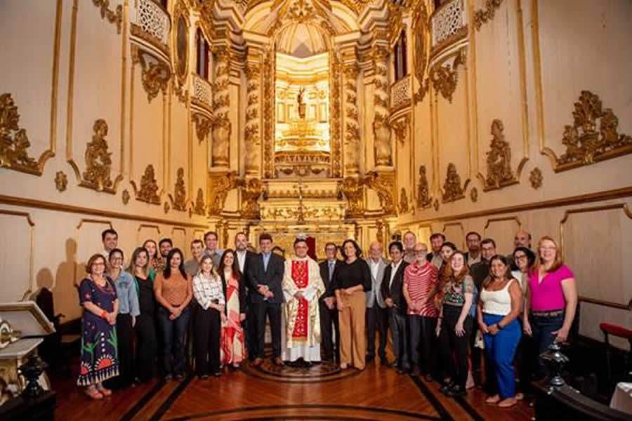 A celebração dos 58 anos do CVG-RJ foi na tradicional Igreja Nossa Senhora do Carmo – Foto: Estúdio Luizfotojornalismo
