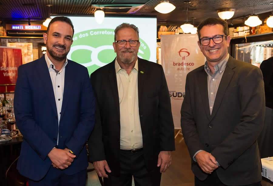 Leonardo Pereira de Freitas, Álvaro Fonseca e Luiz Carlos Ferreira Gomes - (crédito Antranik Photos)