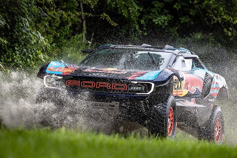 Ford revela nova picape Raptor para o Rally Dakar no Festival de Goodwood