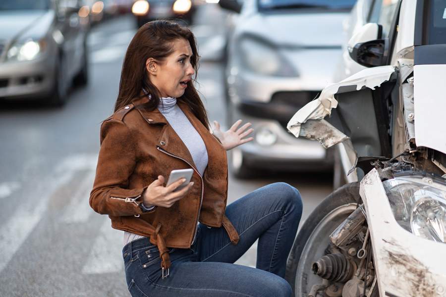 Seguros auto costumam prever fuga de motoristas do local do acidente