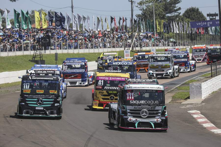 Bia Figueiredo segue líder na Super Truck Elite com seis vitórias no ano (Rodrigo Ruiz/RR Media)