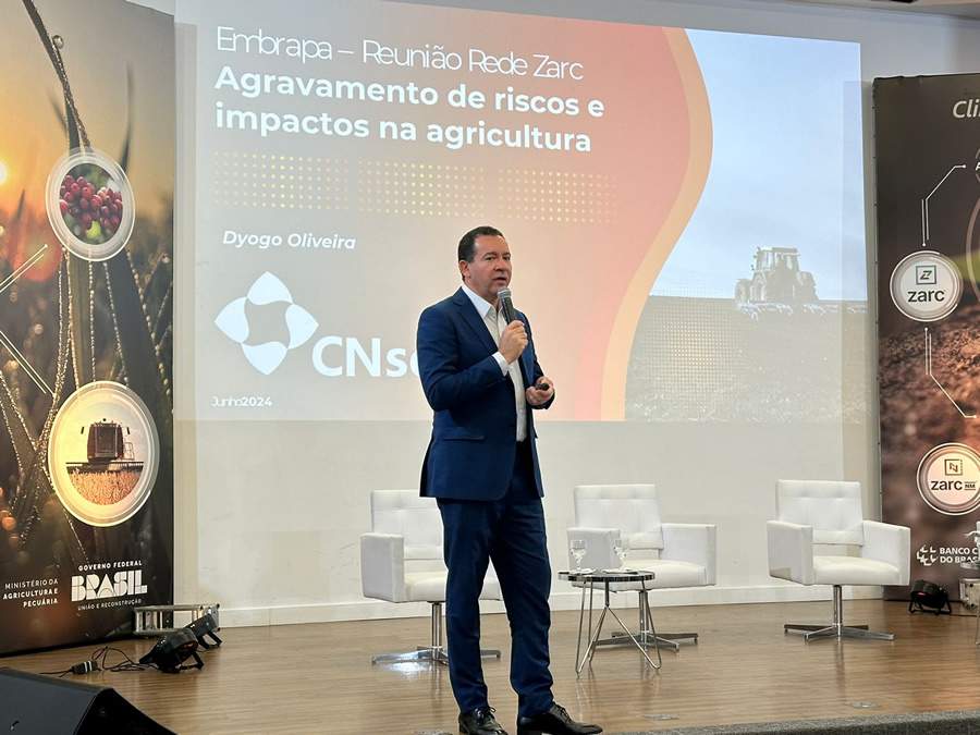 Presidente da CNseg, Dyogo Oliveira, durante evento da Embrapa