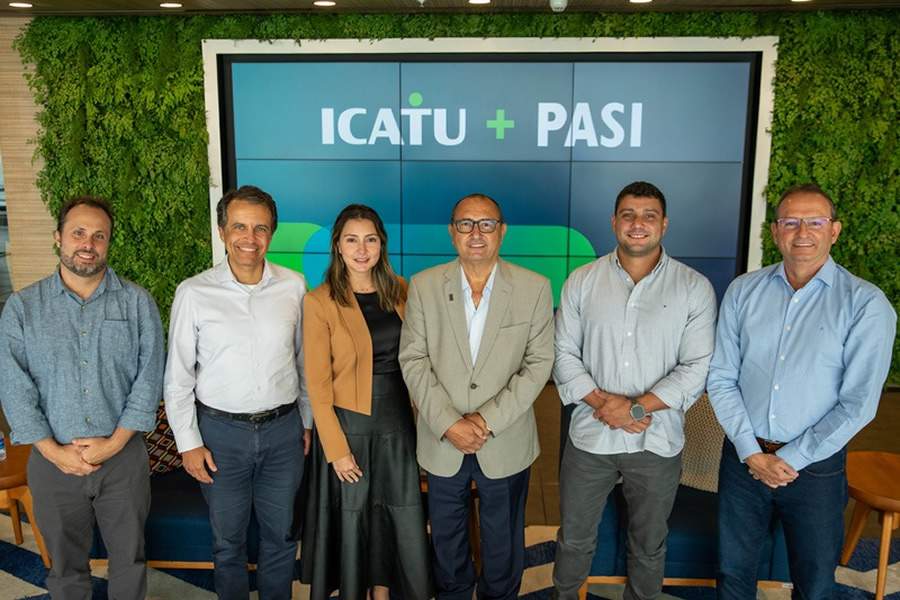 Em ordem (esquerda para a direita): Felipe Grossi, Diretor da Regional MG da Icatu; Luciano Soares, CEO da Icatu; Fabiana Resende, Vice-Presidente Executiva do PASI; Alaor Silva Júnior, Presidente do PASI; Philippe Marrocos, do PASI; Alexandre Vilardi, Vice-Presidente Corporativo da Icatu. Crédito: Divulgação