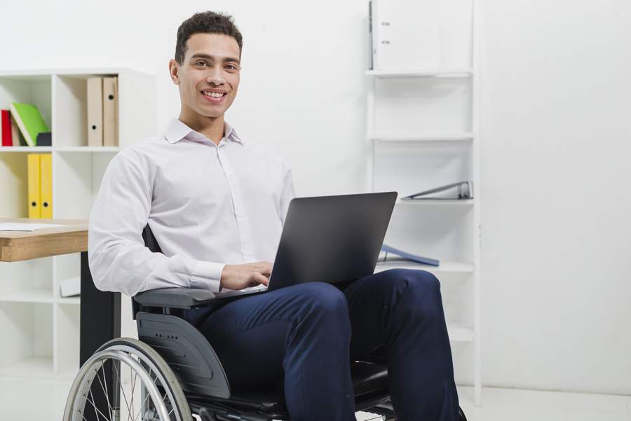 Qual é a terminologia adequada para se referir às pessoas com deficiência?
