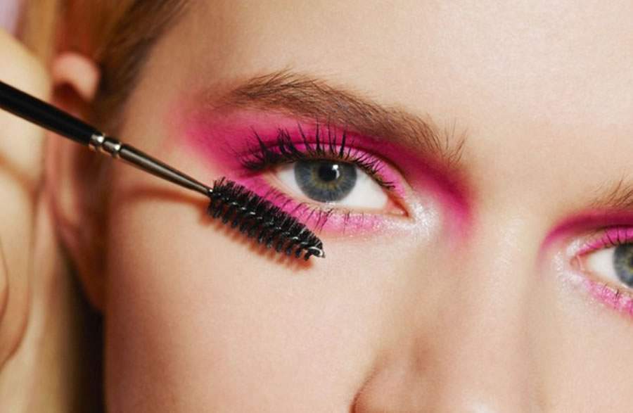 6 truques para blindar sua maquiagem no Carnaval
