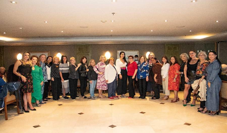 Mães e esposas dos integrantes do Clube da Bolinha do RJ foram homenageadas – Foto: Dalvino Santino