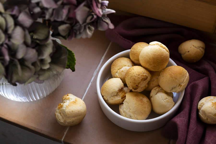 5 sugestões de receitas para incrementar com pão de queijo neste fim de ano