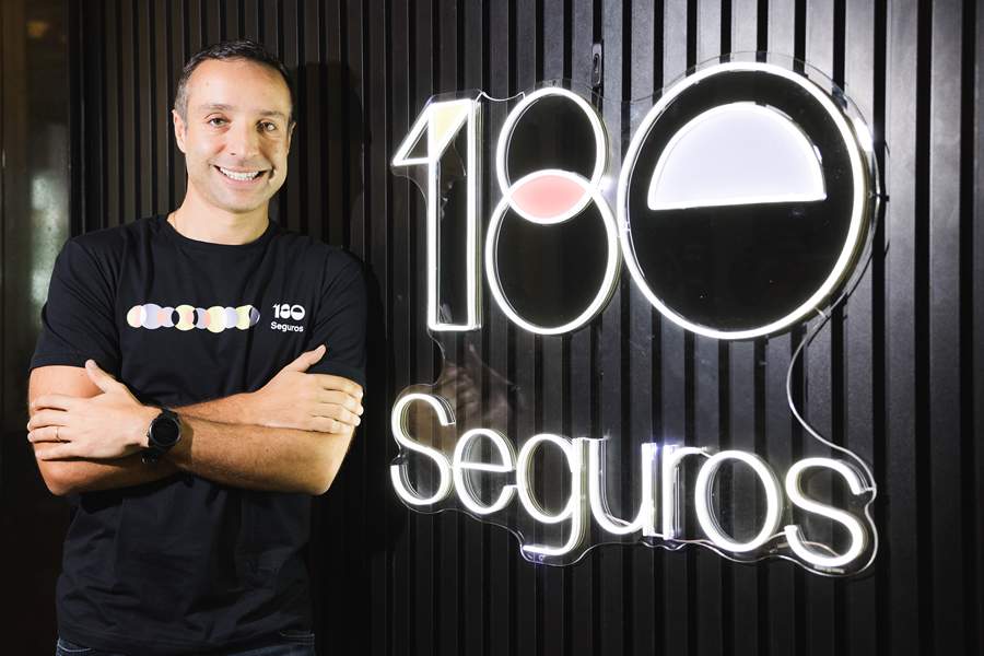 Mauro Levi D&#039;Ancona, cofundador e CEO da 180 Seguros