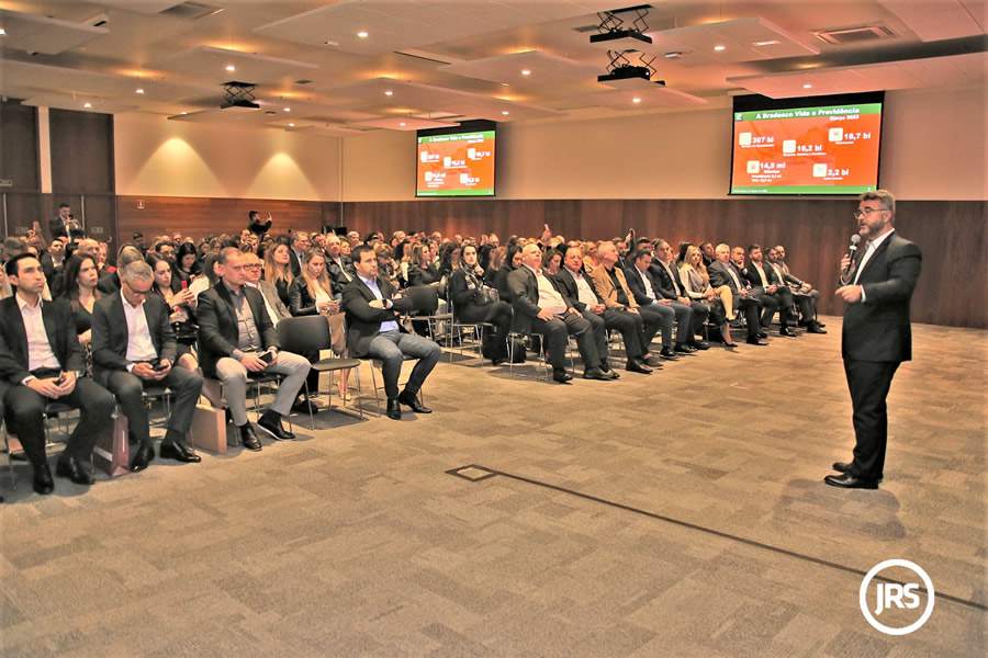 No evento, o diretor-presidente da Bradesco Vida e Previdência, Jorge Nasser, apresentou a palestra “Seguro que tudo vai mudar”.