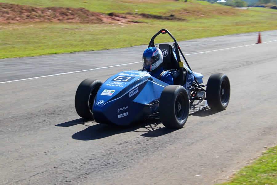 Equipe patrocinada pela Ford é bicampeã da Fórmula SAE Brasil 2024