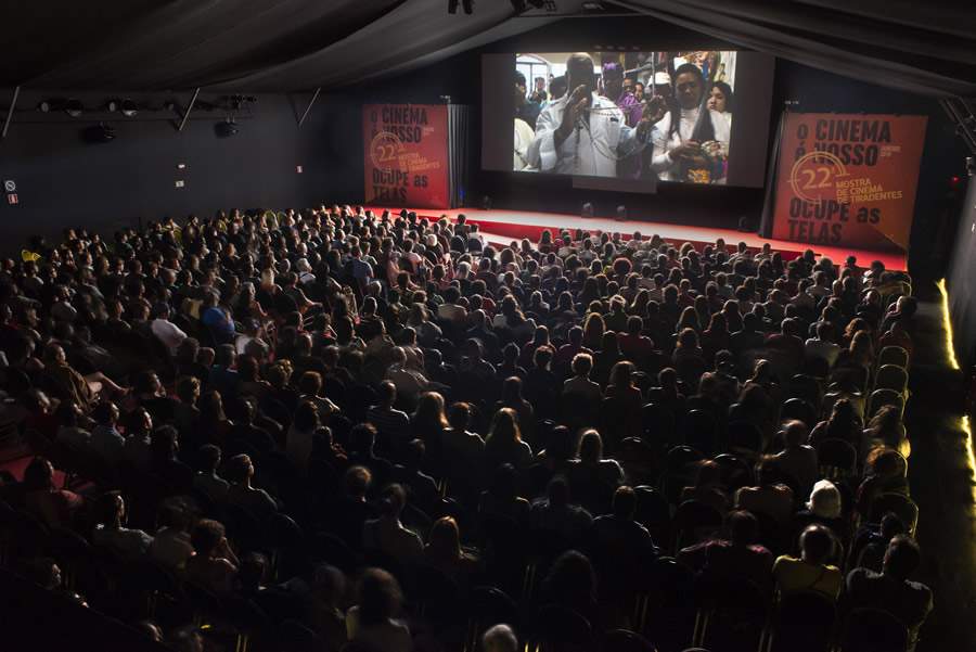 MOSTRA de Cinema de TIRADENTES - MOSTRA AURORA - CINE-TENDA - Foto Jackson Romanelli-Universo Produção