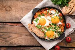 Mondial ensina Shakshuka Vegetariano em 30 minutos com a sua Air Fryer